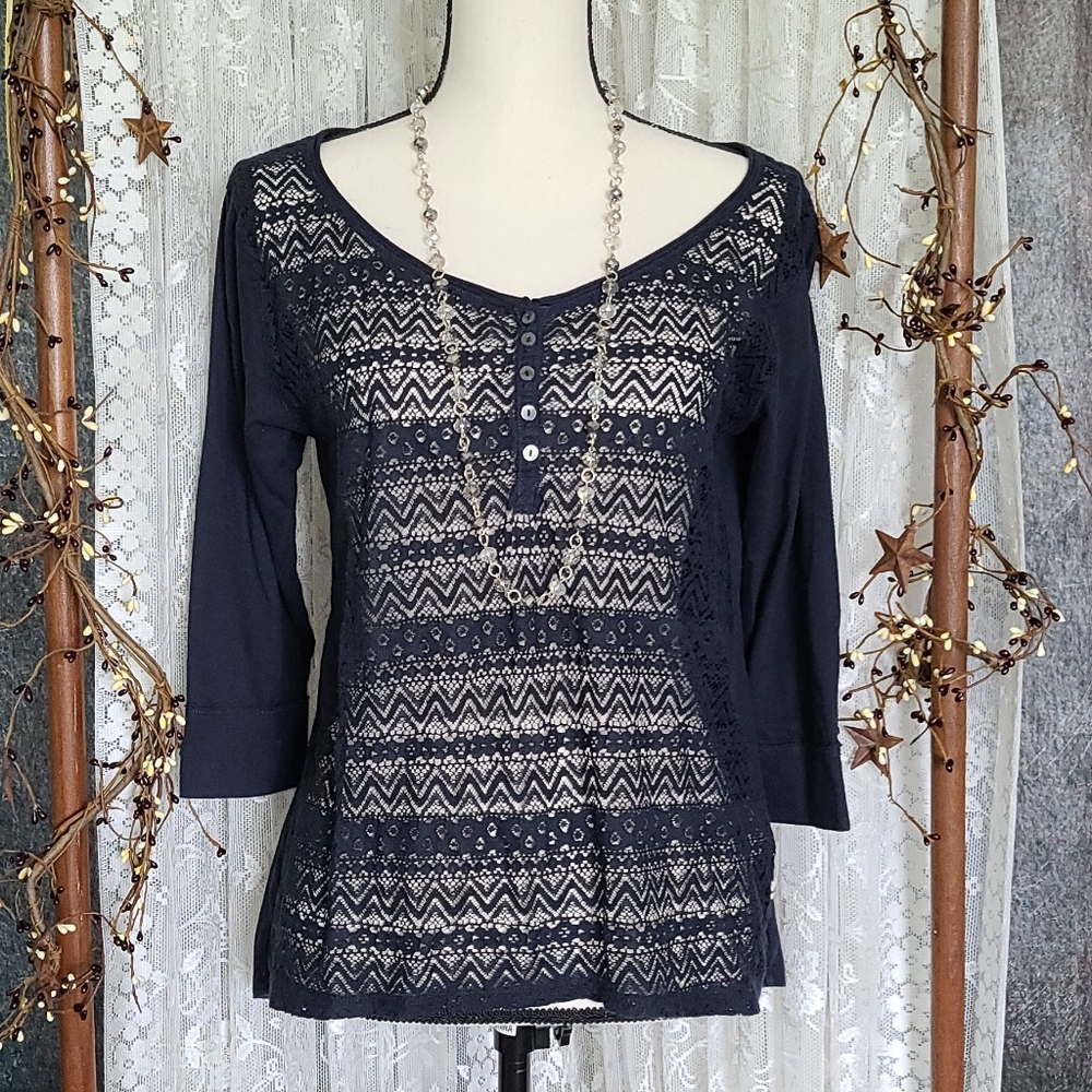 Hollister Navy Lace Front 3/4 Sleeve Medium Top